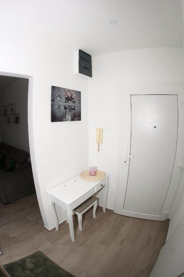 Apartman Lucija Karlovac Extérieur photo