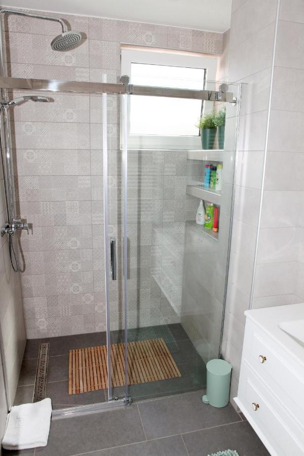 Apartman Lucija Karlovac Extérieur photo